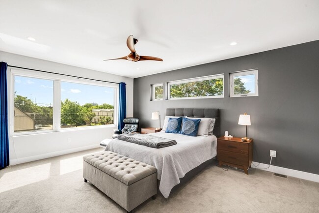 Building Photo - Luxury 4BD, 5BA Duplex in LoHi with Covered Rooftop Deck