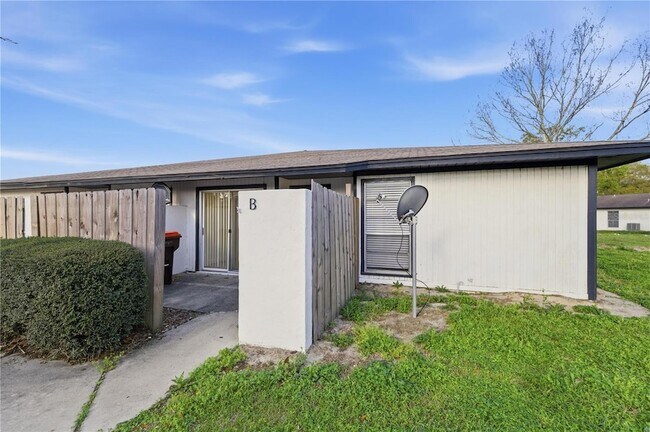 Building Photo - 5355 SE 29th Pl