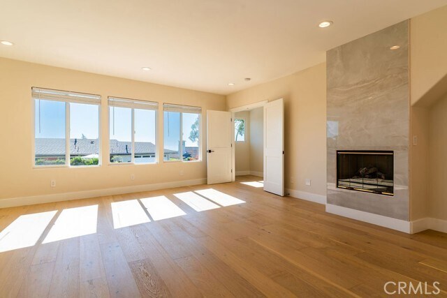 Building Photo - 2850 Zell Dr