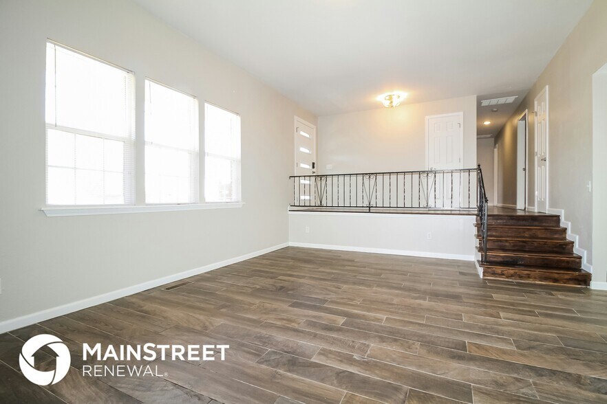 Building Photo - 6332 NW 58th Terrace