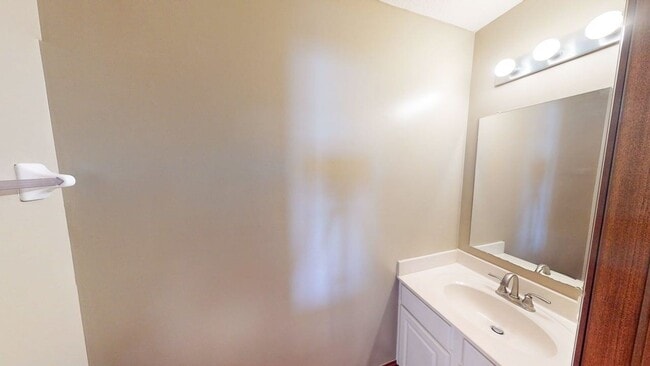 Building Photo - 5930 Winberry Creek Dr