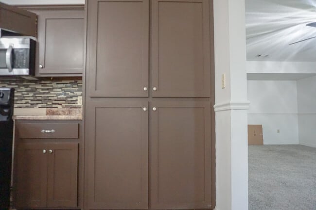 Building Photo - 111 Palmetto Dr