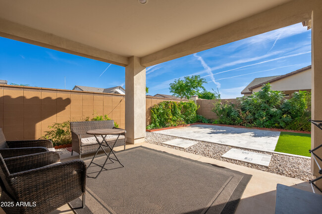 Building Photo - 21357 E Macaw Dr