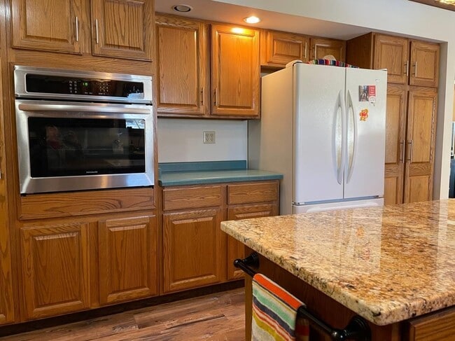 Building Photo - 6500 Co Rd K