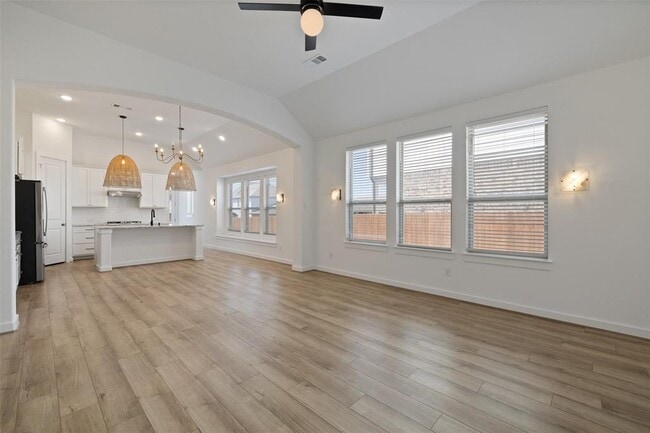 Building Photo - 22609 Bristlegrass Ln