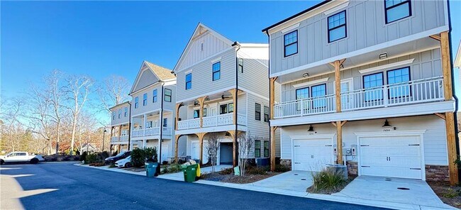 Building Photo - 13040 Deerfield Pkwy