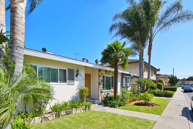 Building Photo - Downey Apts