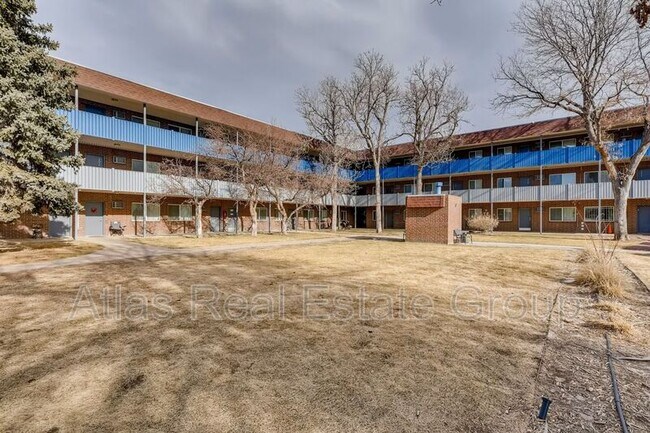 Building Photo - 1450 S Reed St
