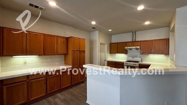 Building Photo - 14806 Shetland Ct