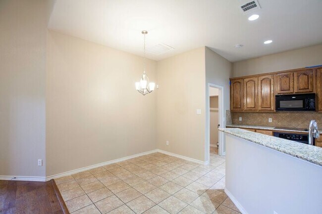 Building Photo - 13856 Fall Harvest Dr