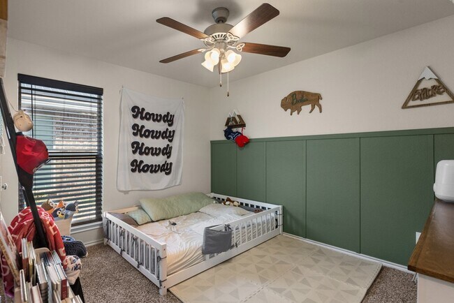 Building Photo - 9008 Rice Ave