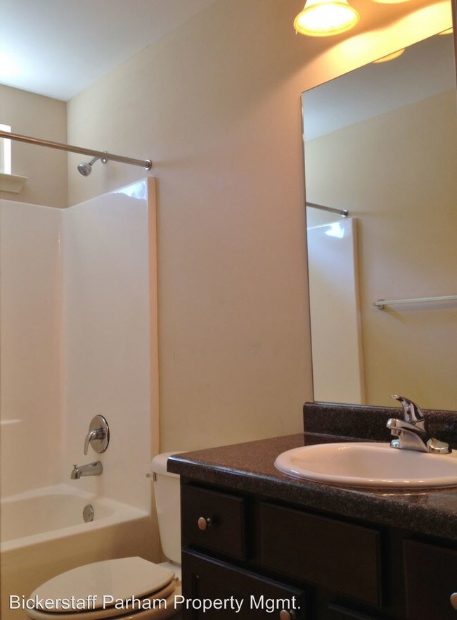 Building Photo - 4 br, 2 bath House - 70 Misty Forest Dr