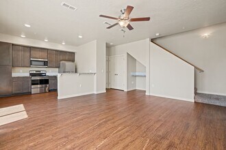 Building Photo - Beautiful Home in Garden City!
