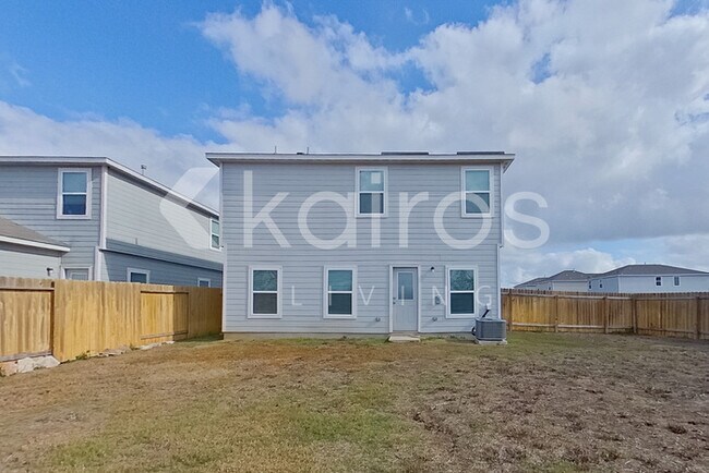 Building Photo - 914 Shady Brk