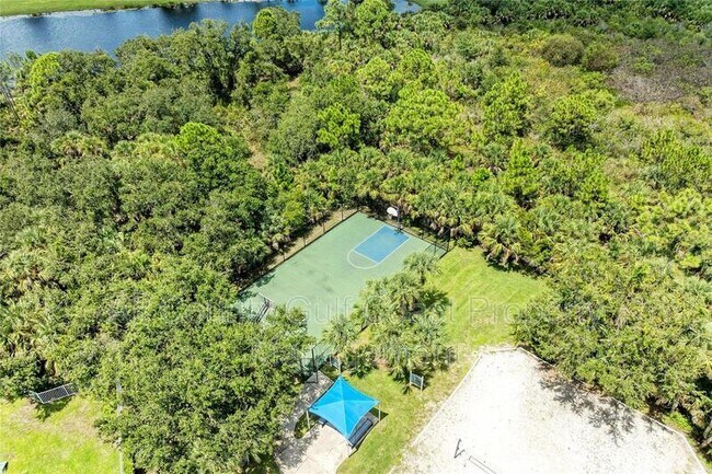 Building Photo - 13013 Steinhatchee Loop