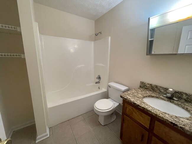 Building Photo - PRE-LEASING FOR AUGUST 2026!