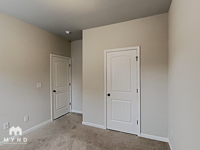 Building Photo - 129 Magnaview Dr