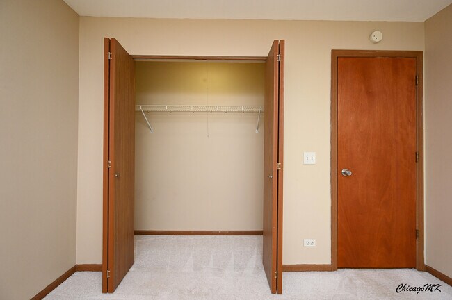 Building Photo - 340 Woodridge Cir