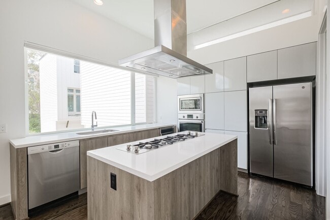 Building Photo - Offered by Precision Realty & Management, LLC!!