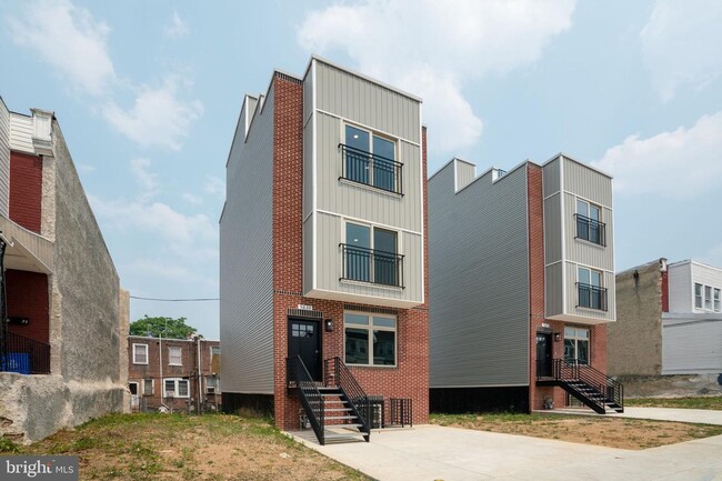 Building Photo - 5633 Warrington- New Construction 3 Bedroo...
