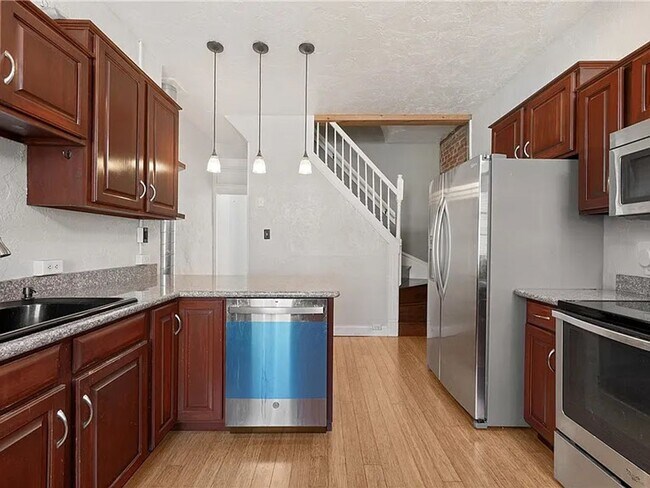 Building Photo - 3 Bed 2 Bath Lawrenceville House