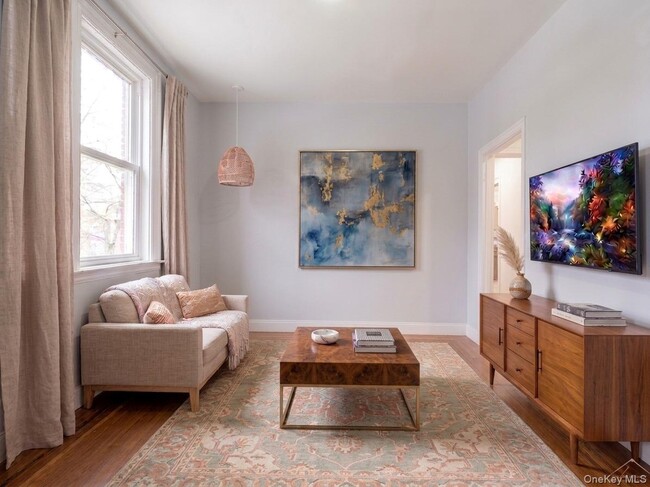 Building Photo - 4451 Matilda Ave