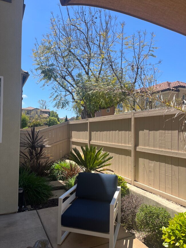 Building Photo - 1580 Chert Dr