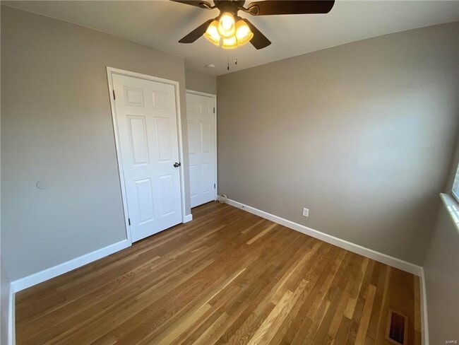 Building Photo - 9511 Antigo Dr