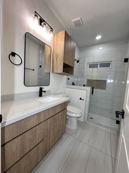 Building Photo - 11313 N 25th St