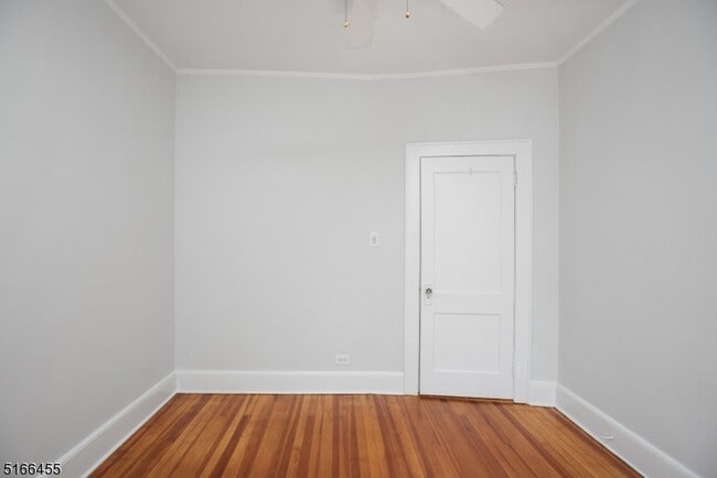 Building Photo - 170 Carteret St