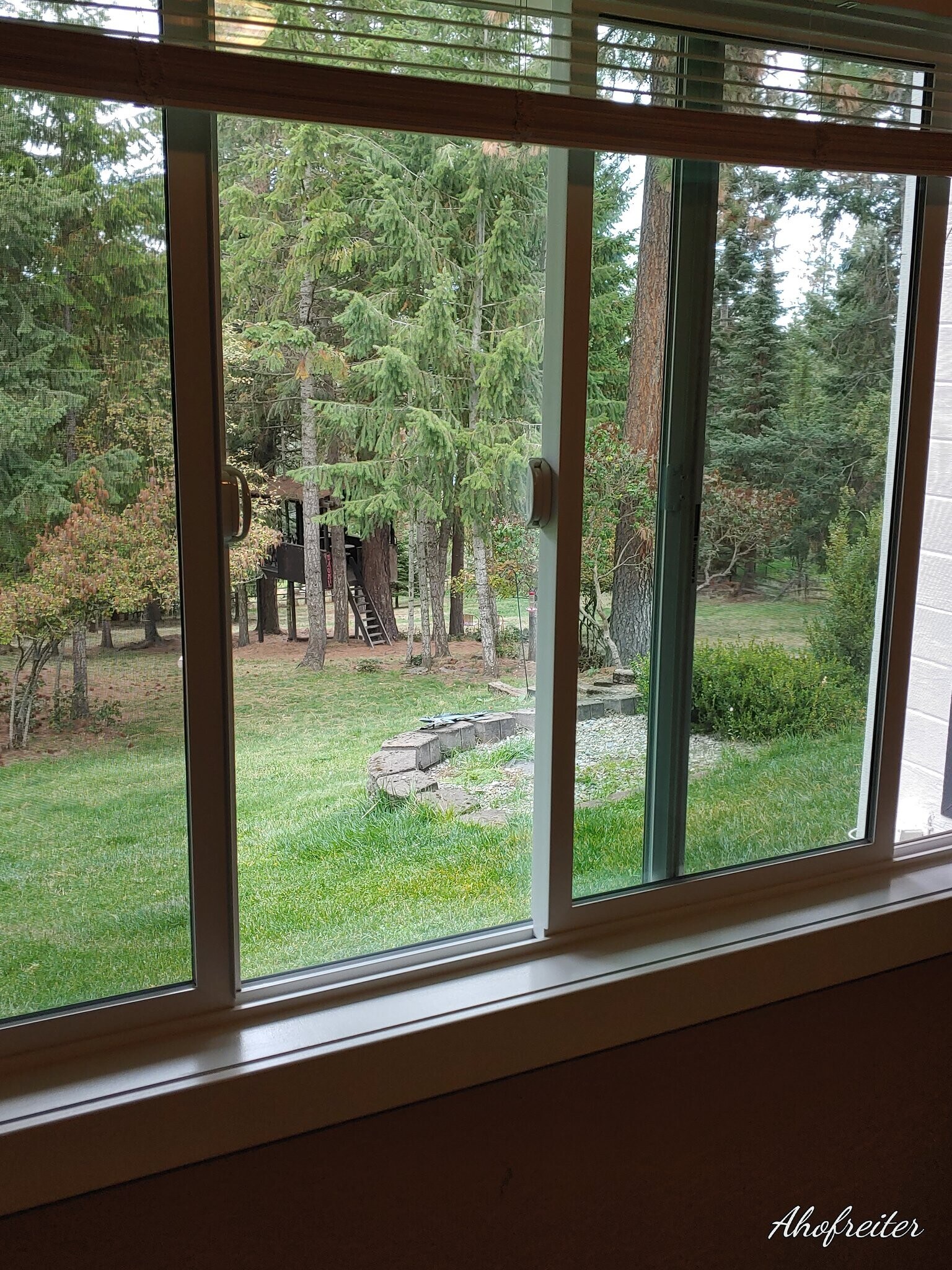 Building Photo - 2783 E Lookout Dr