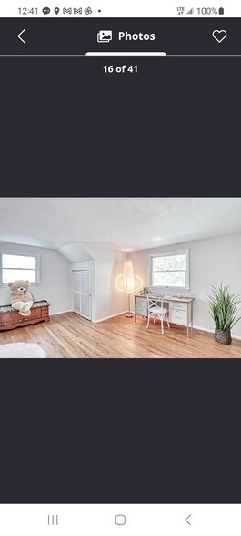 Building Photo - 6 Burgundy Ln