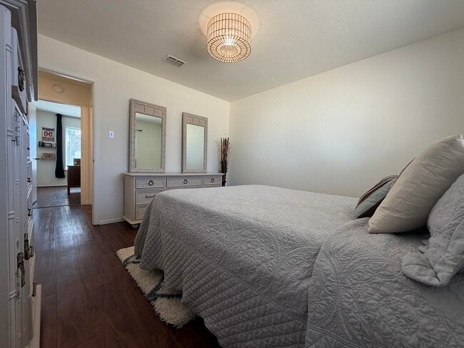 Building Photo - 8422 Gary Ave