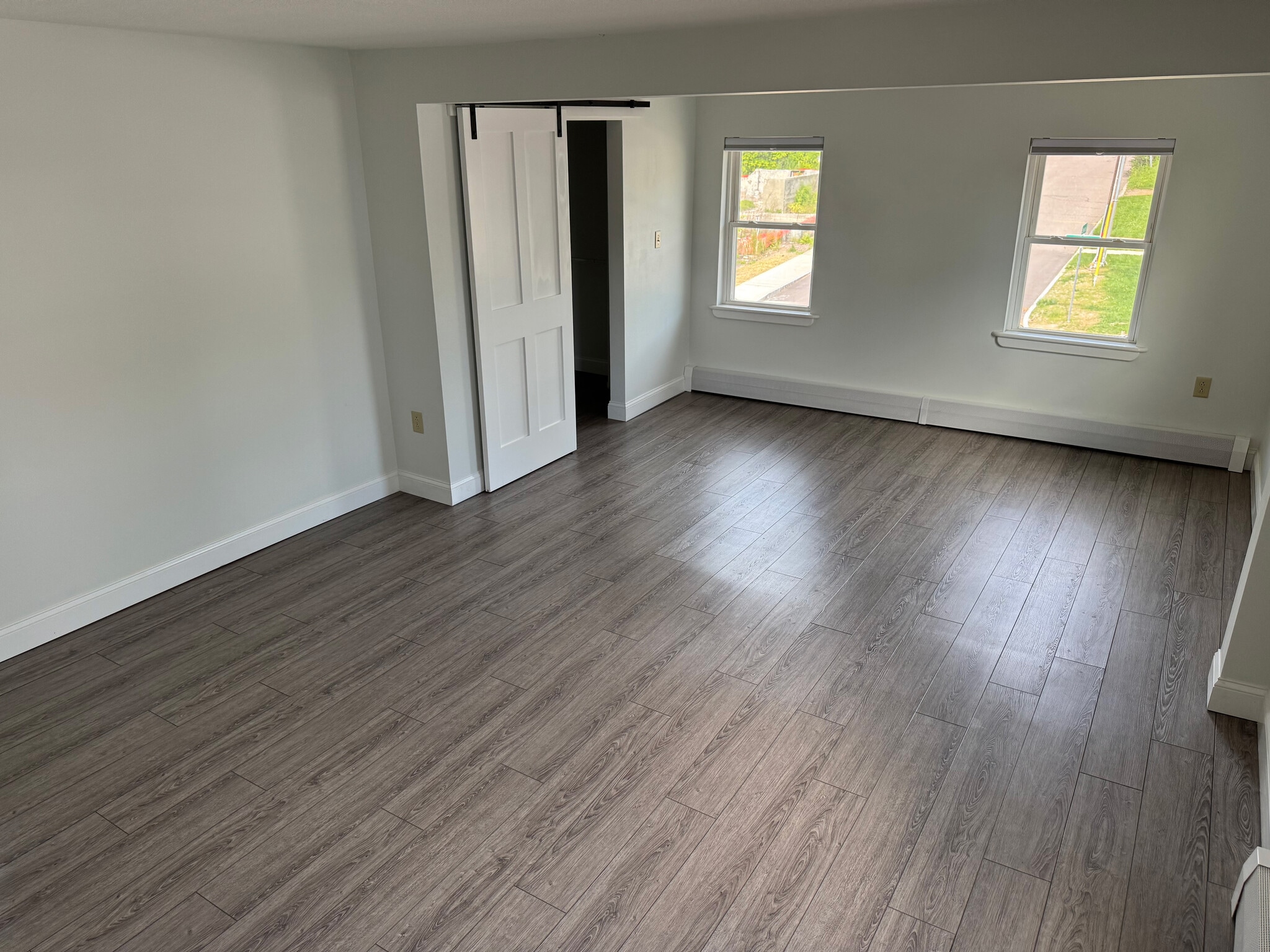Master bedroom - 251 Main St