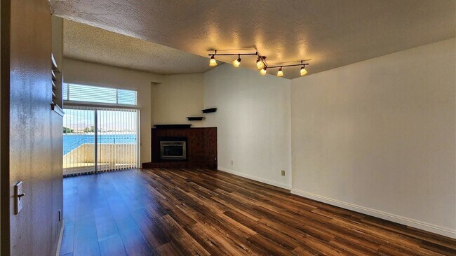 Building Photo - 14530 Nautical Ln