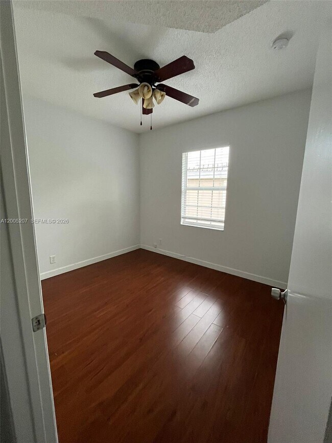 Building Photo - 1844 Salerno Cir