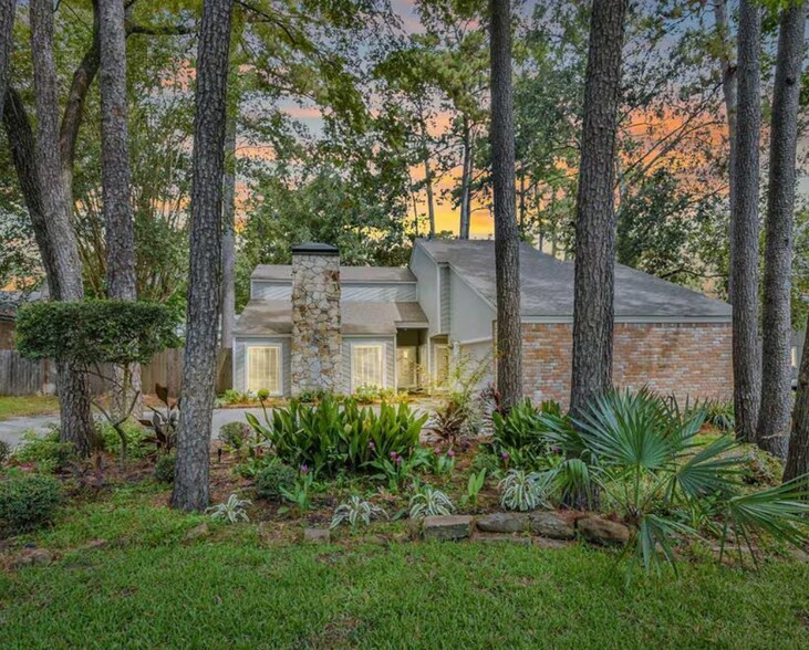 Building Photo - 2119 Woodstream Dr