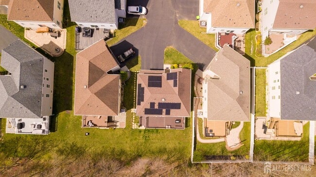 Building Photo - 460 Morning Glory Dr