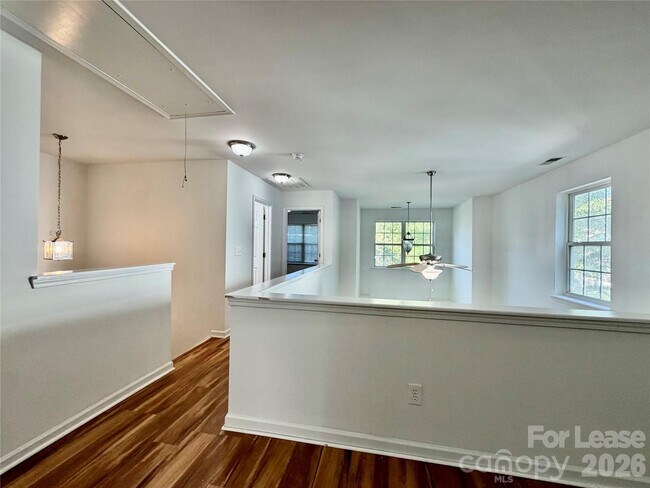 Building Photo - 4058 Glenlea Commons Dr