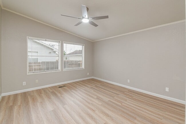 Building Photo - 10210 Berrypatch Ln