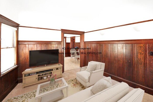 Building Photo - Nicely Located, Pet Friendly, Lake Merritt area home for rent