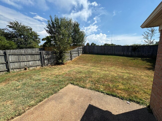 Building Photo - 7081 S Beringer Dr
