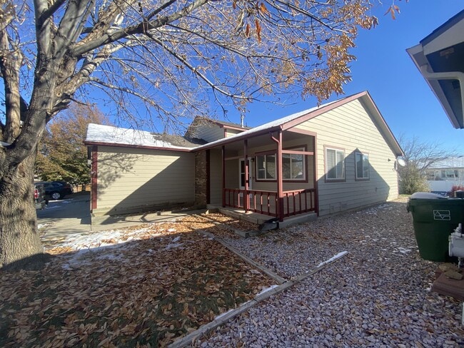 Building Photo - 472 Sodalite Ct