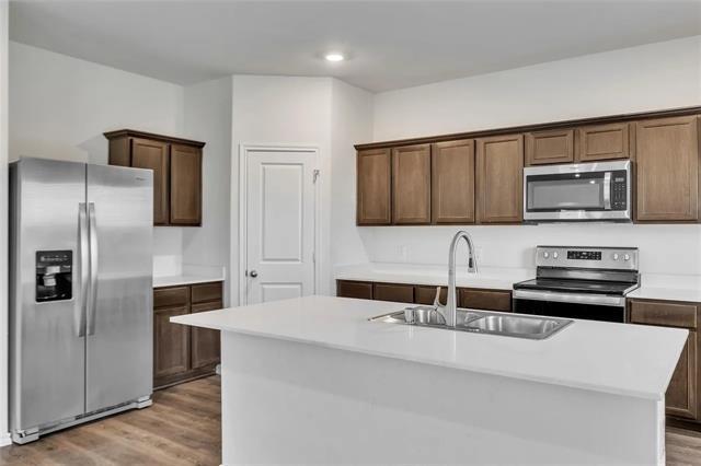 Building Photo - 3124 Sweetwater Way