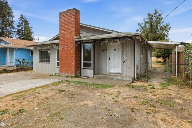 Building Photo - 4622 E C St