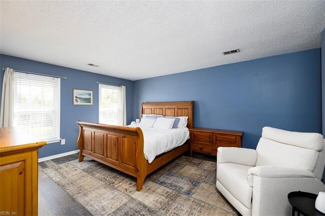 Building Photo - 2309 Rockingchair Ln