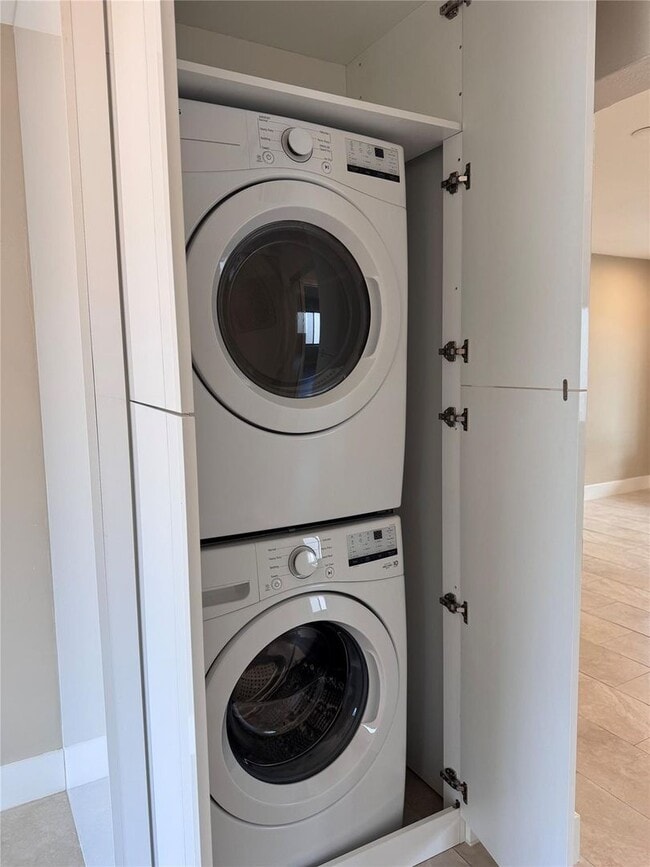 Building Photo - 5408 NE 3rd Ter.