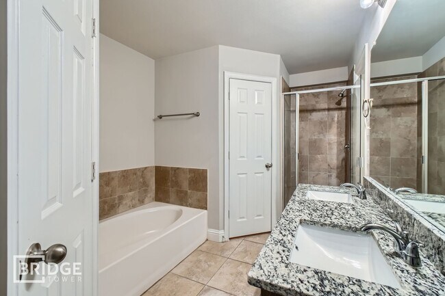 Building Photo - 15652 Gatsby Ln