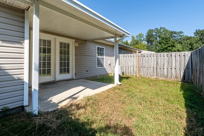 Building Photo - 2218 Bridgeton Rd