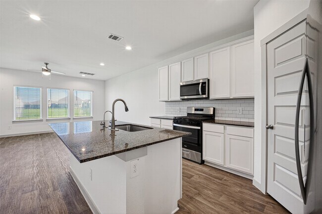 Building Photo - 1322 Truckee River Dr